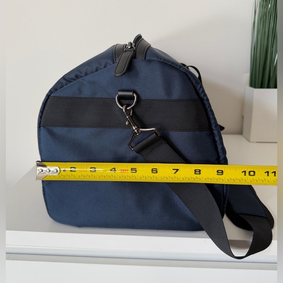 New Michael Kors Duffle Bag Gym Travel Blue 18*9 - Picture 9 of 12